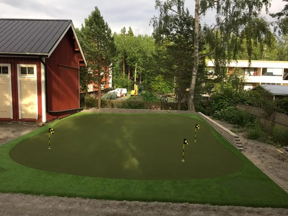 Lyöntimatot integroitu golfviheriöön